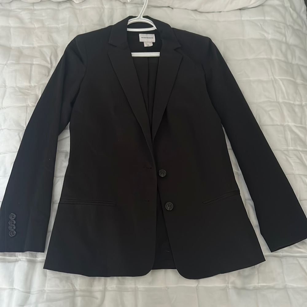 CLUB MONACO BLACK BLAZER
